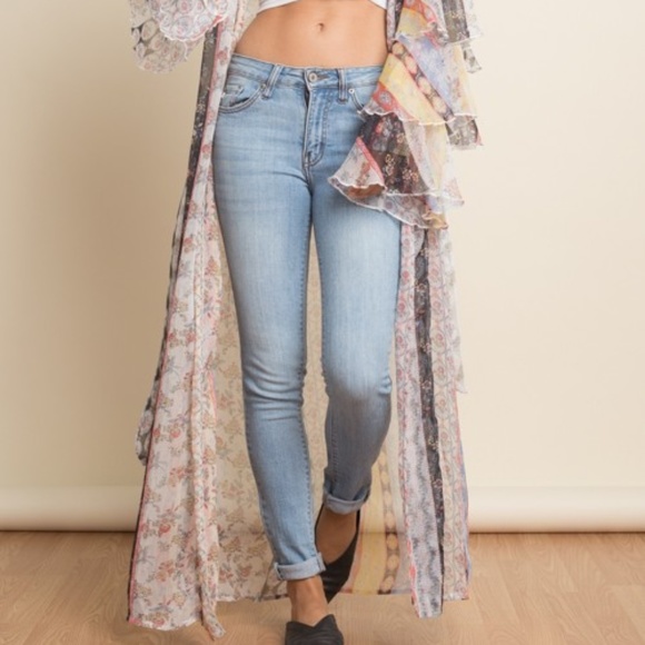 NWT- Women's Multi-Print Belted Duster - Picture 5 of 5